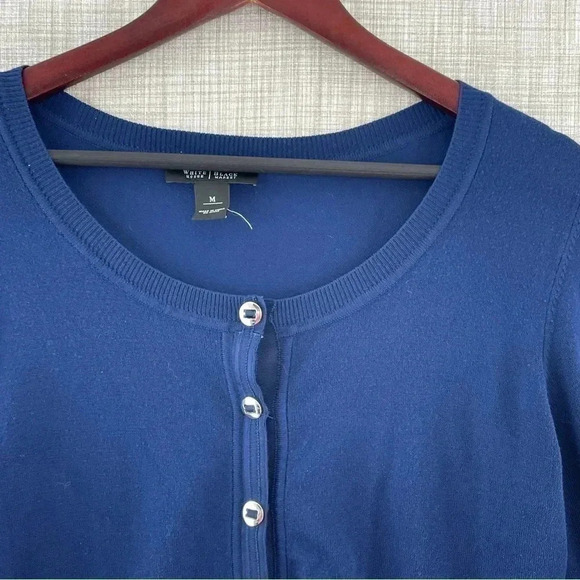 white house black market 3/4 sleeve button down round neck top Medium 8337 - Picture 3 of 9